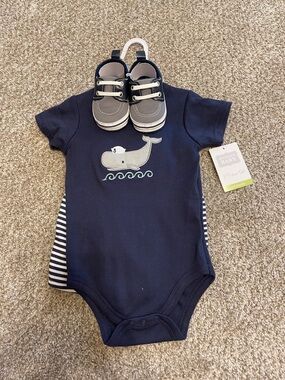 NWT Baby Navy and White Striped Two-Piece Bodysuit Set with Grey boat shoes